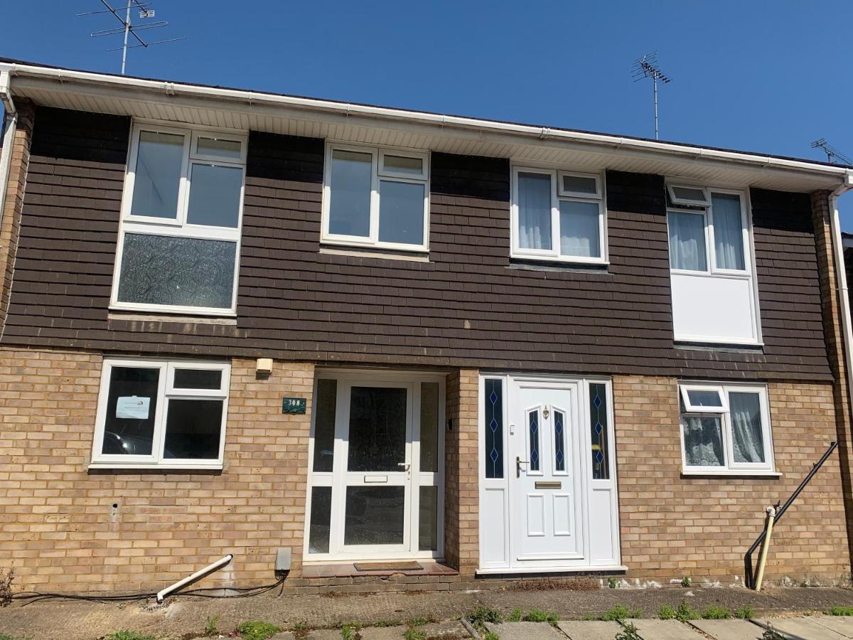 Villa Elegant Devon Luton  Exterior foto